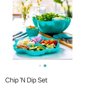 Chip and Dip set Tupperware brand
